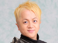 米良　美一