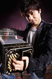 小松亮太